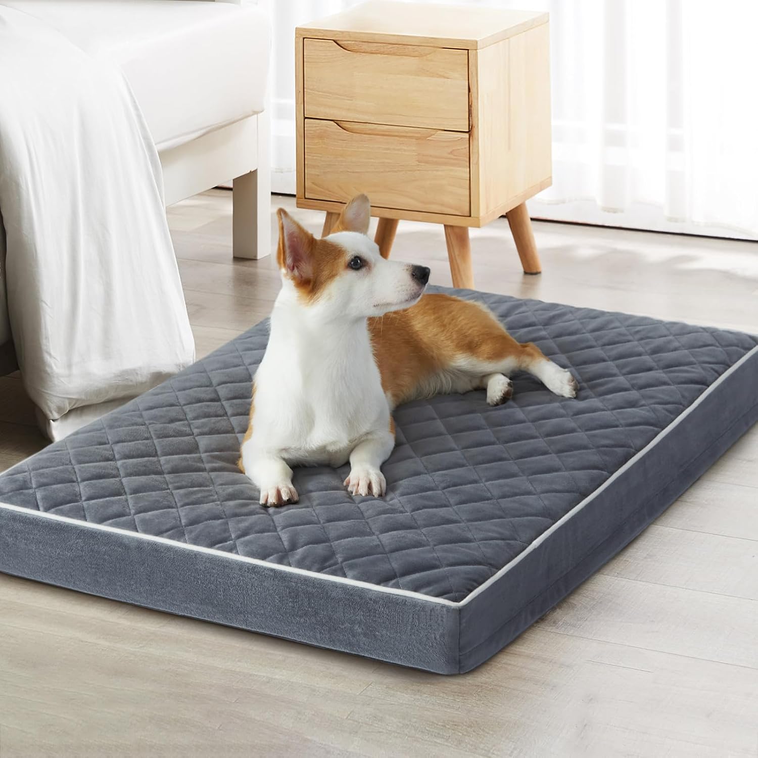 Multi-needle quilted waterproof pet bed