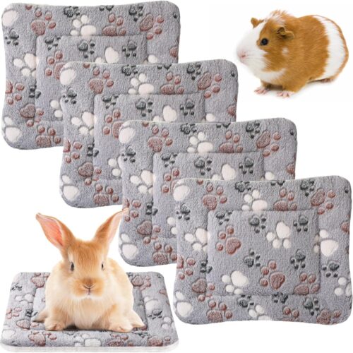Mat for cats, dogs, and small animals (guinea pigs)